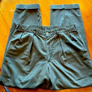 Bill’s Khakis army green men’s slacks. 35x30